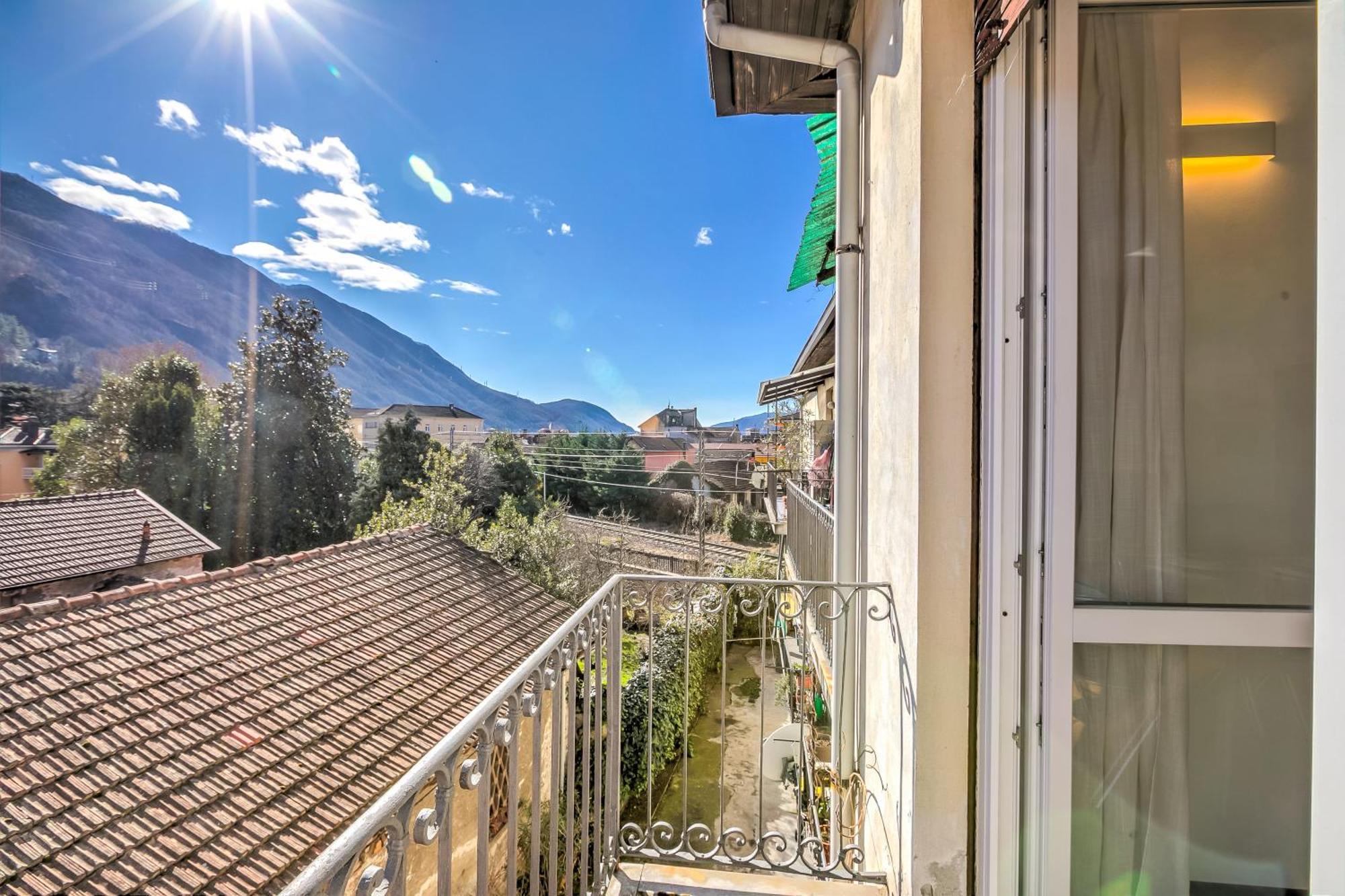 Omegna Lakeside - Happy Rentals Exterior photo